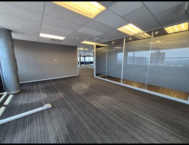 492M² OFFICE TO LET IN SANDTON CENTRAL